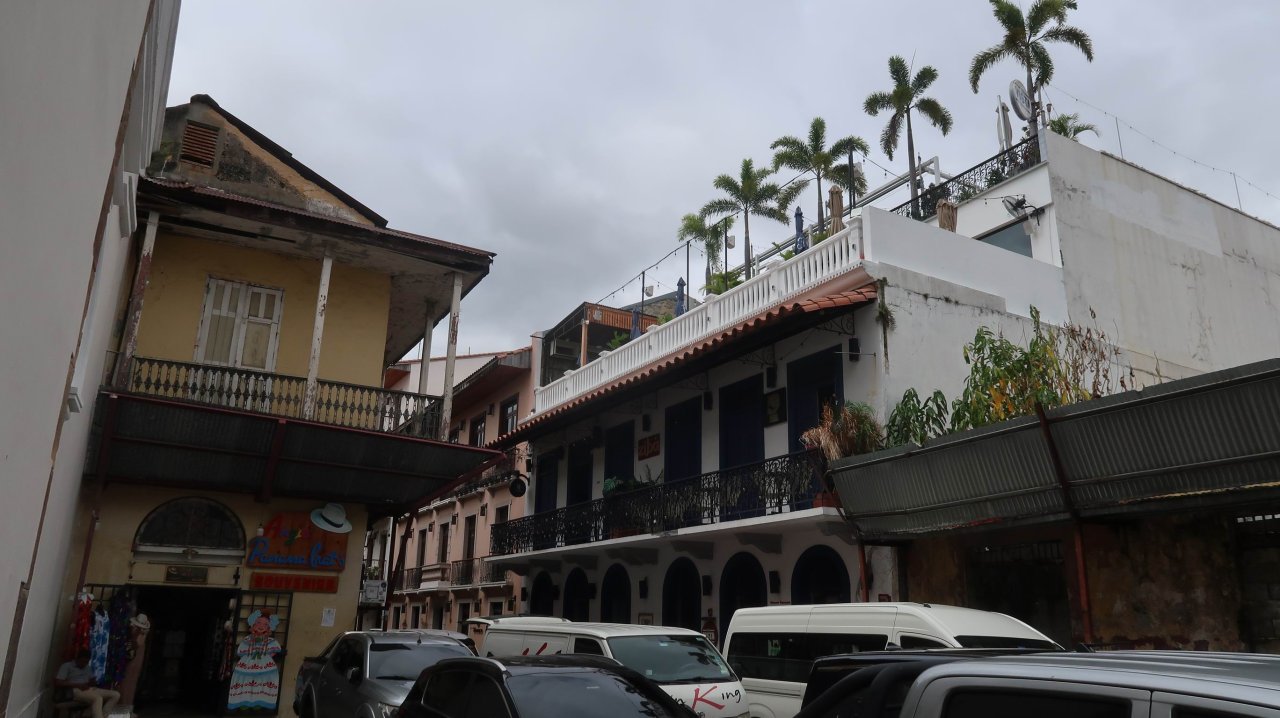 048 Panamský prieplav - Panama city