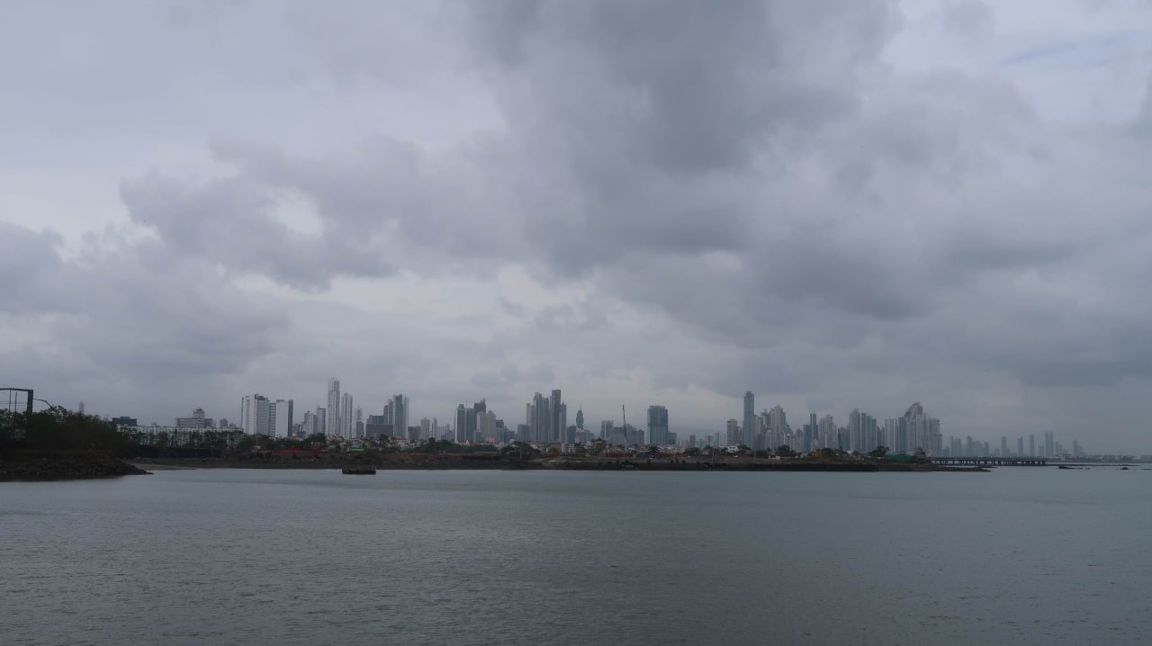 048 Panamský prieplav - Panama city