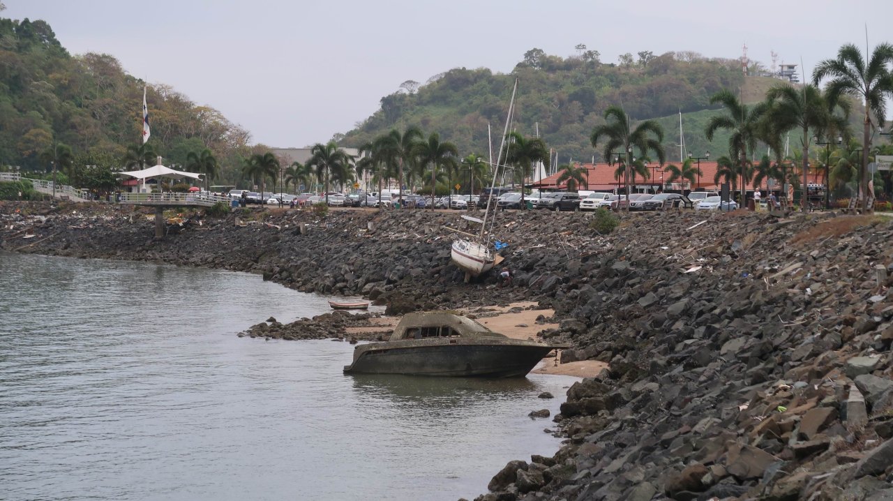 048 Panamský prieplav - Panama city