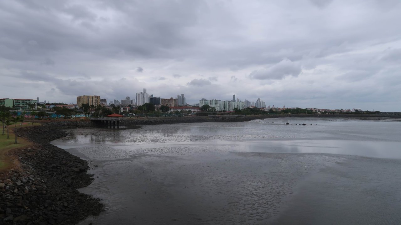 048 Panamský prieplav - Panama city