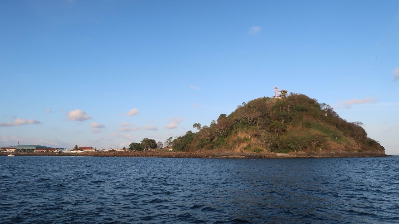 048 Panamský prieplav - Panama city