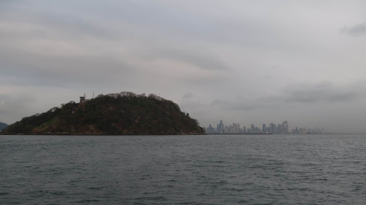 048 Panamský prieplav - Panama city