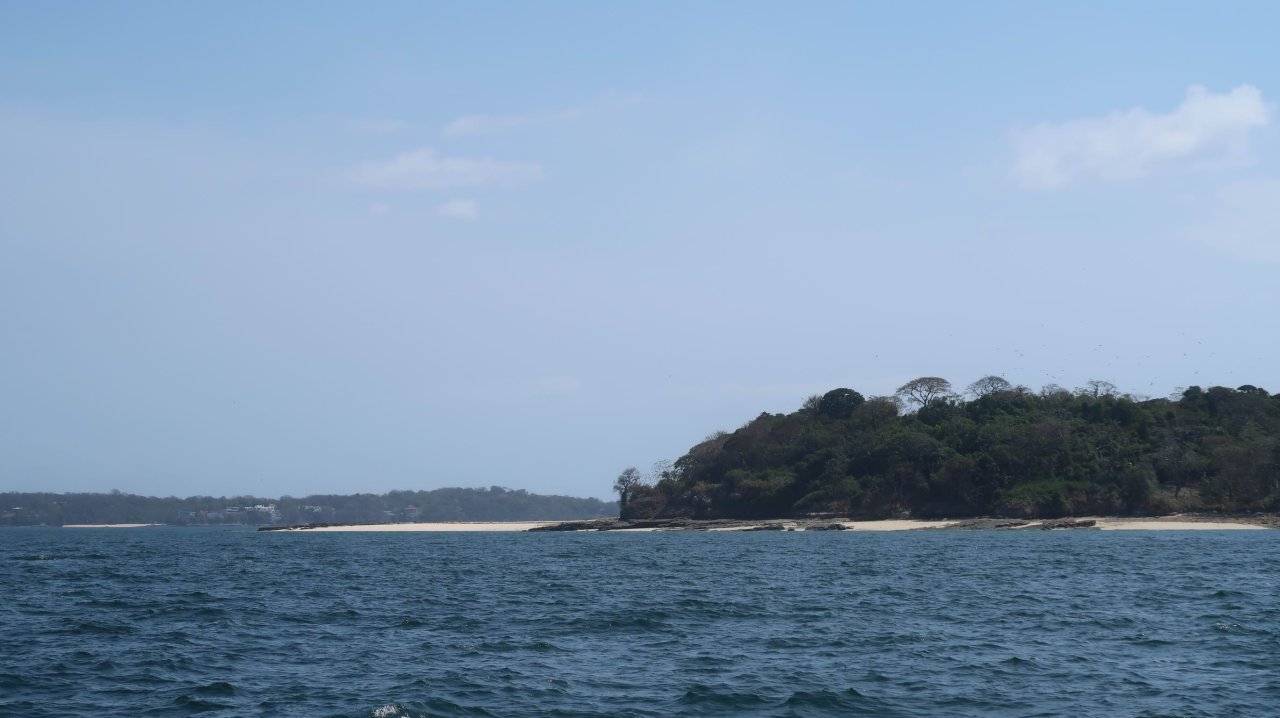 048 Panamský prieplav - Panama city